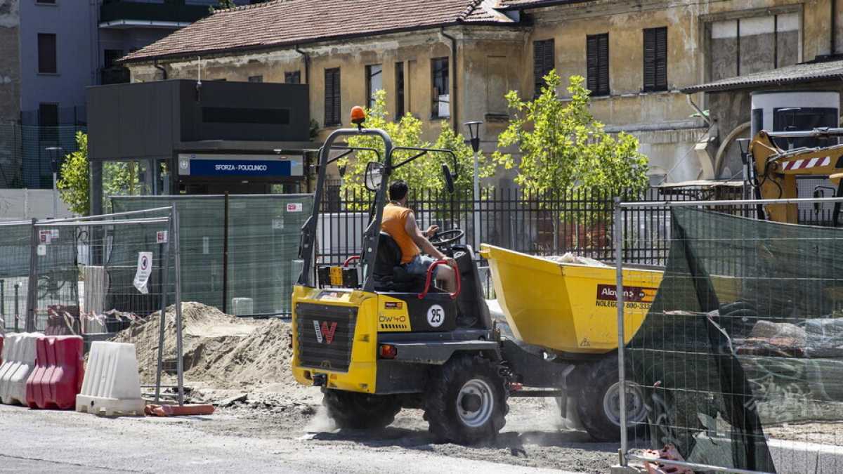 Immagine di L’Italia dello zero virgola nasce anche negli uffici. Uno studio in Bankitalia