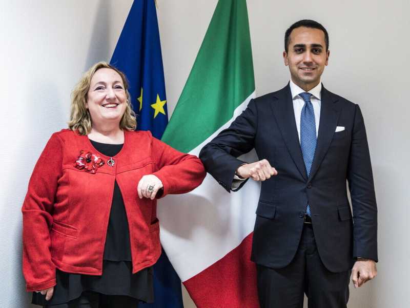 L'ex viceministra del M5s Emanuela Del Re passa a Forza Italia: "Tajani uomo di equilibrio e senza eccessi"