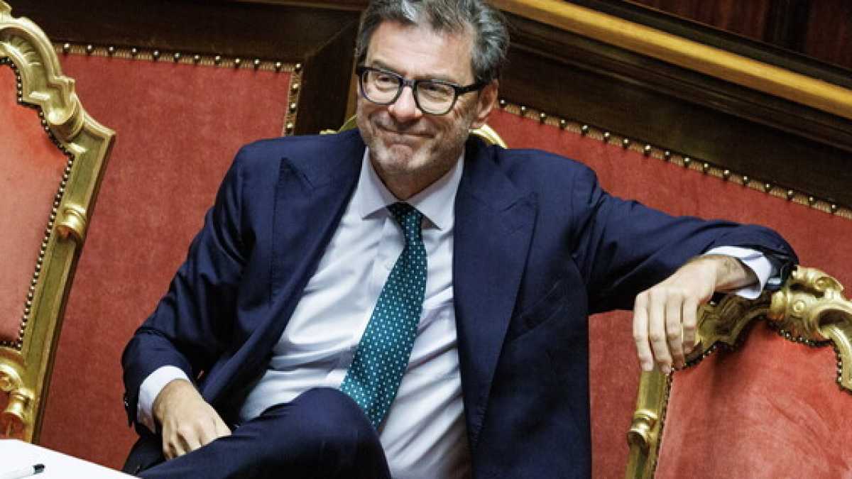Immagine di Manovra, si comincia
