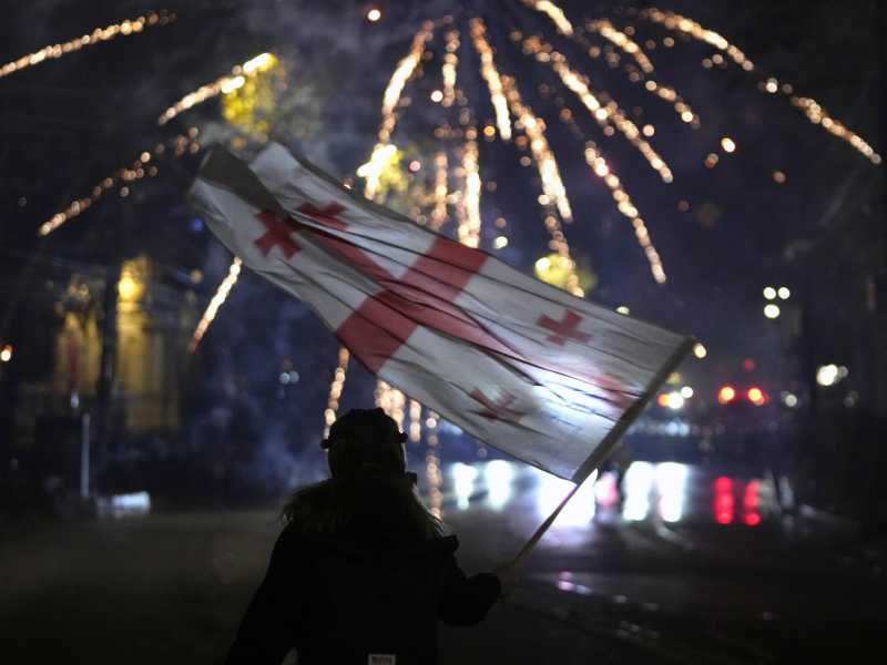 Il governo filorusso di Tbilisi accusa i diplomatici europei di “ingerenza” e di fomentare l’estremismo