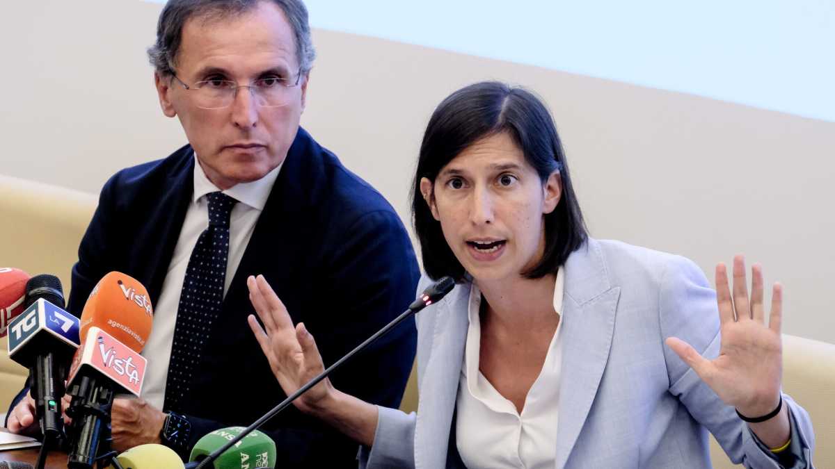 Immagine di Boccia 90° minuto: "Il Pd nelle Marche gioca fuori casa. Meloni se perde toglie il Veneto a Salvini"
