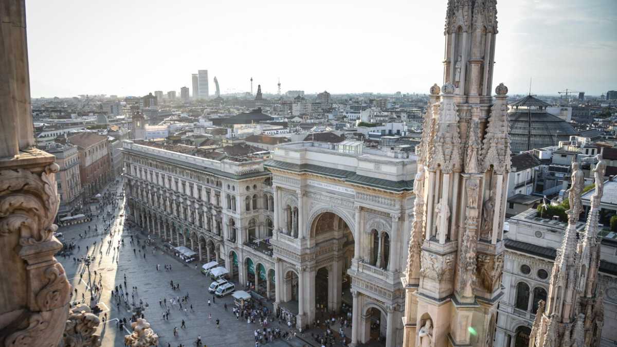 Immagine di Il bel doc di Sky Arte (ora su Now) per capire l’oggi. Dai Corpi santi alla metropoli