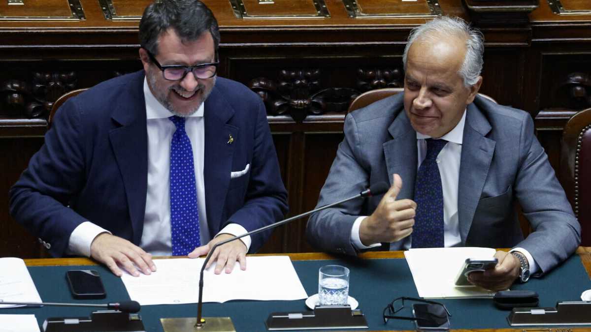 Immagine di “Meno male che al Viminale c’è Piantedosi e non...” (pensiero sotteso a FdI)