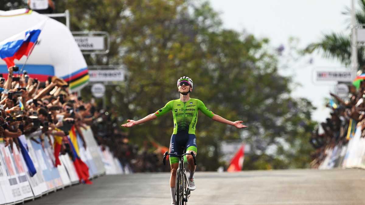 Immagine di Mondiali di ciclismo 2025, Tadej Pogacar l'ha rifatto