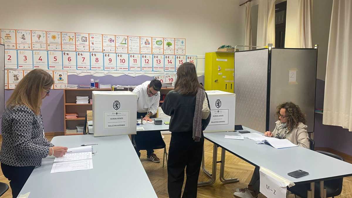 Immagine di Affluenza in calo in Valle d’Aosta e Marche. I primi segnali dal test regionali