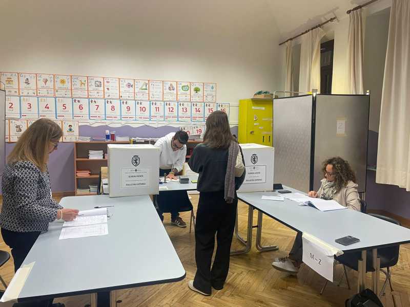 Affluenza in calo in Valle d’Aosta e Marche. I primi segnali dal test regionali