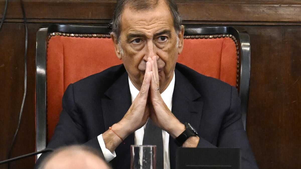 Immagine di Undici ore per dire sì alla vendita di San Siro. Milano si prepara al nuovo stadio