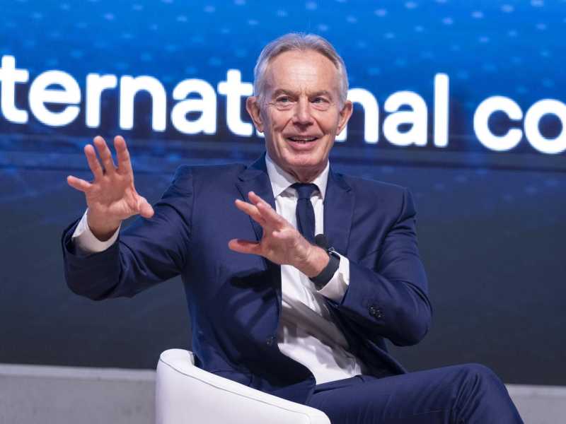 Mettere insieme l’inconciliabile. L’ambizione di Tony Blair a Gaza e i suoi detrattori