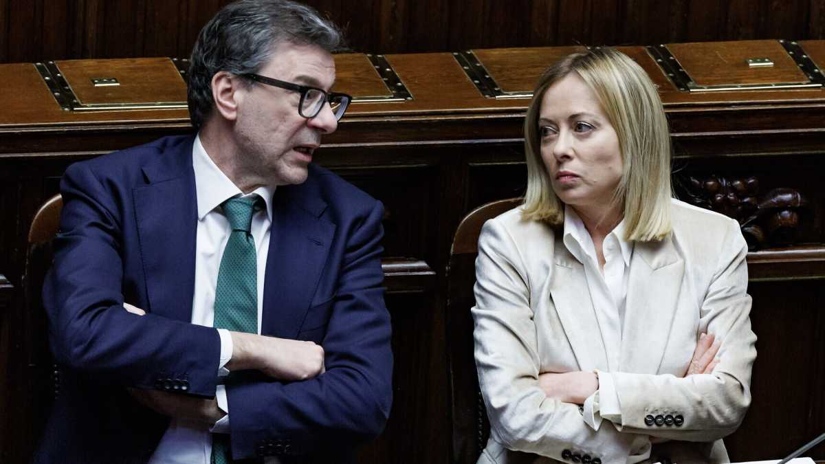 Immagine di Meloni e Giorgetti al 3 per cento