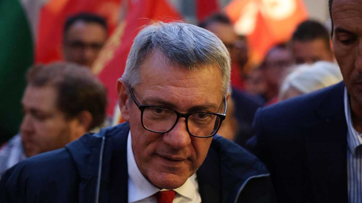 Immagine di Landini sale sulla Flotilla con i Cobas, ma rischia di perdersi la Uil