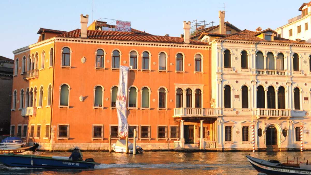 Immagine di Ca’ Foscari chiede ai docenti una prova di fede anti Israele. Ragioni per dimettersi subito