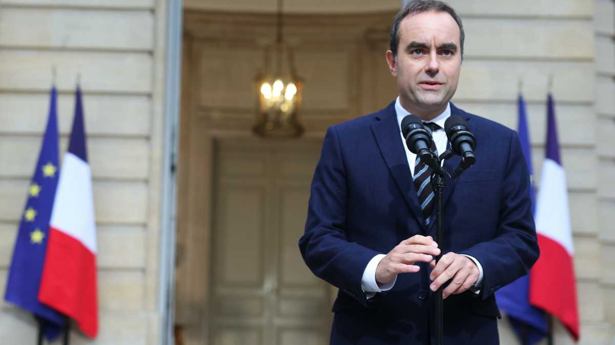 Immagine di Le ore decisive di Lecornu