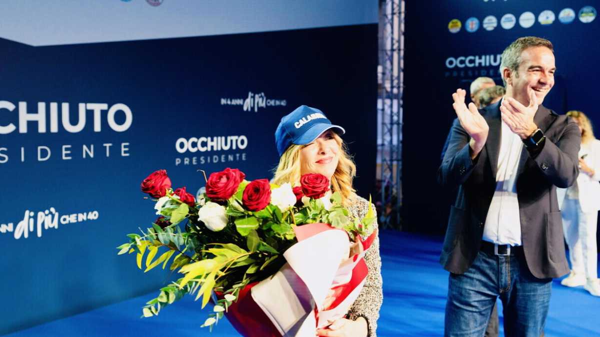 Immagine di In Calabria vince Occhiuto. Tridico lo chiama per congratularsi. Meloni: "Risultato importante"