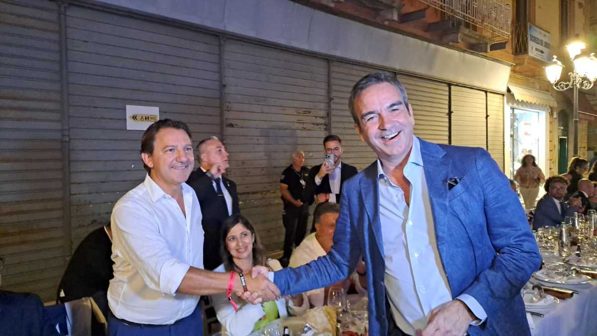 Immagine di Elezioni regionali in Calabria: cosa c'è da sapere sulla sfida tra Tridico e Occhiuto