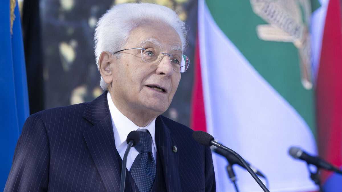 Immagine di Mattarella ricorda il 7 ottobre: "Una pagina turpe della storia"