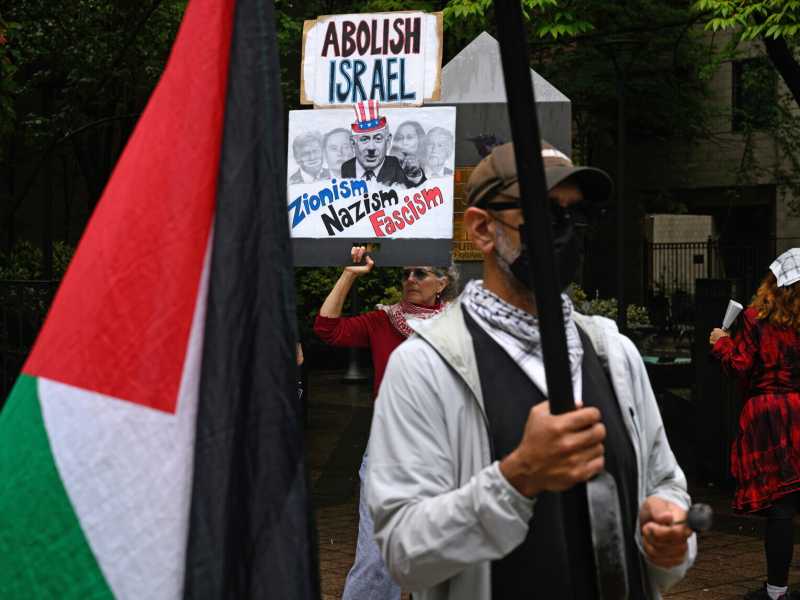 Nella neolingua sionismo è ora sinonimo di Hitler. Ben scavato, “eroi” di Hamas