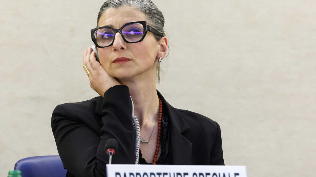 Immagine di Urbinati: “La sinistra è assoggettata ad Albanese. Non la contraddice perché la teme”