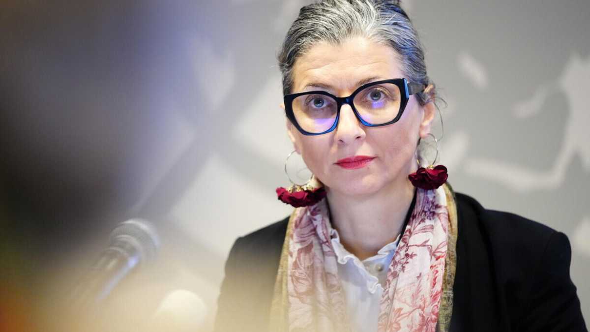 Immagine di Trattamento Albanese. Dopo il sindaco di Reggio Emilia, tocca a Segre e ai giornalisti