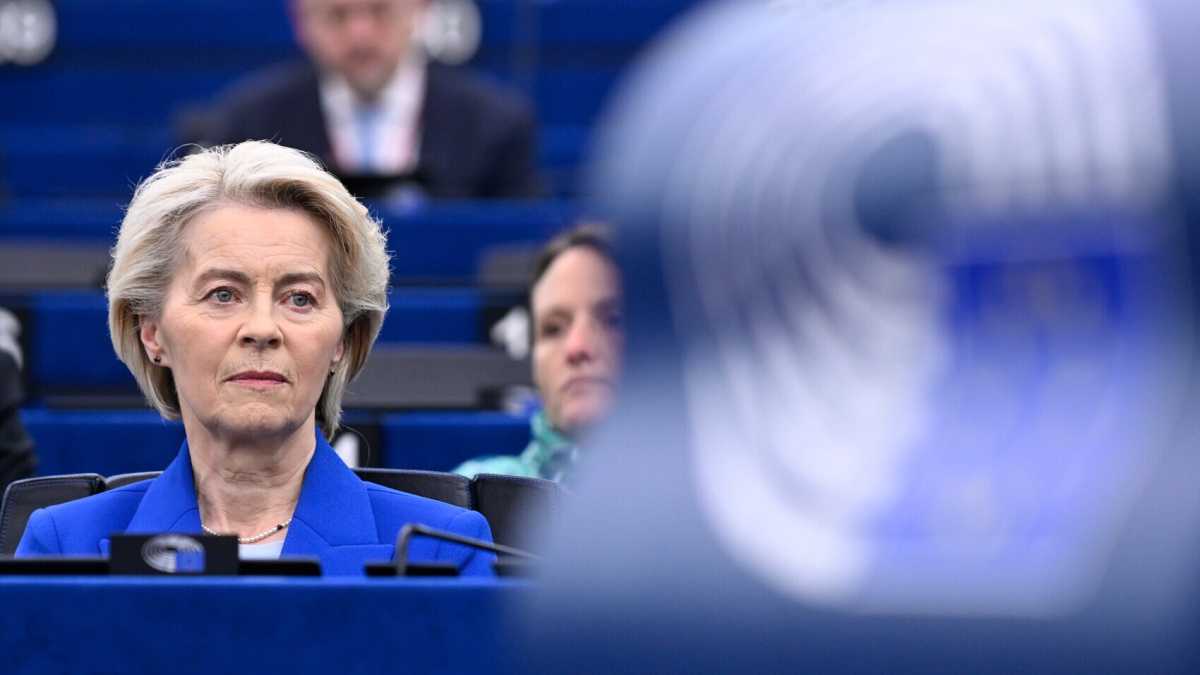 Immagine di In Europa il M5s voterà anche la mozione di sfiducia dei Patrioti a Ursula von der Leyen