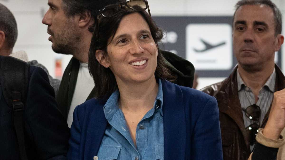 Immagine di Schlein vuole allearsi con Silvia Salis e fare primarie a doppio turno. Orlando: “Serve il Congresso Pd. E’ già tardi”