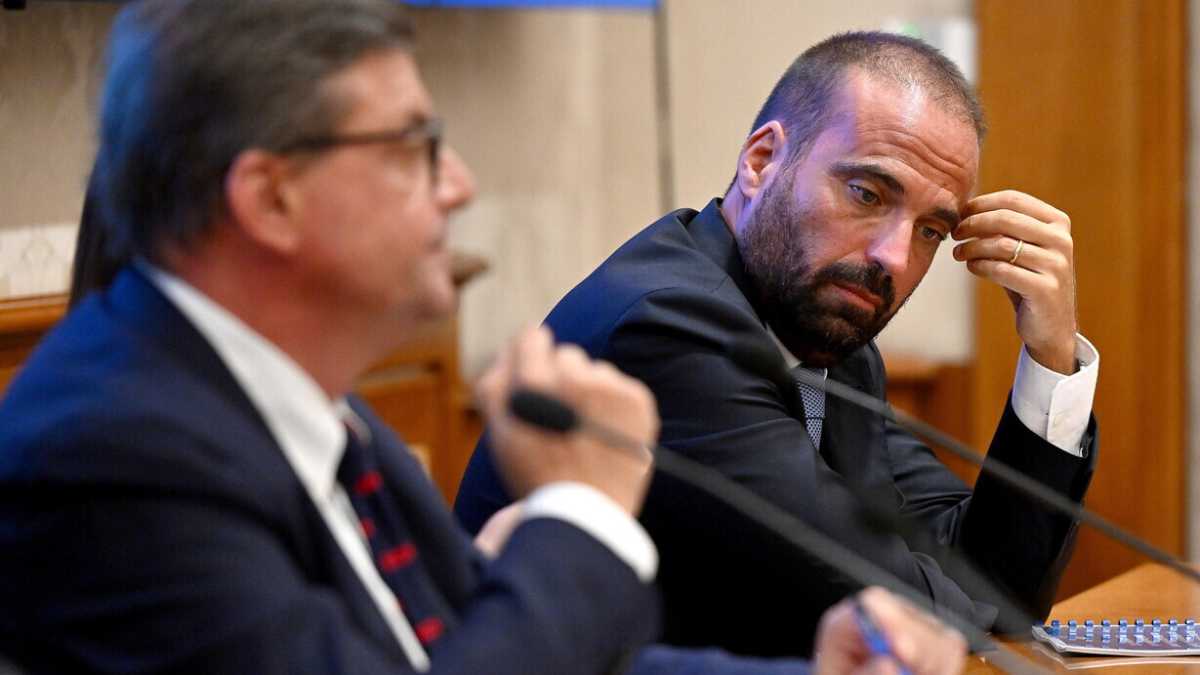 Immagine di Nasce il partito unico "riformista, liberale e popolare" di Calenda e Marattin