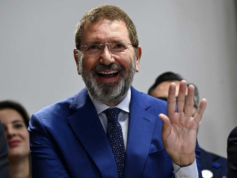 L’asse M5s-Verdi Ue (con Ignazio Marino) colpisce ancora Gualtieri
