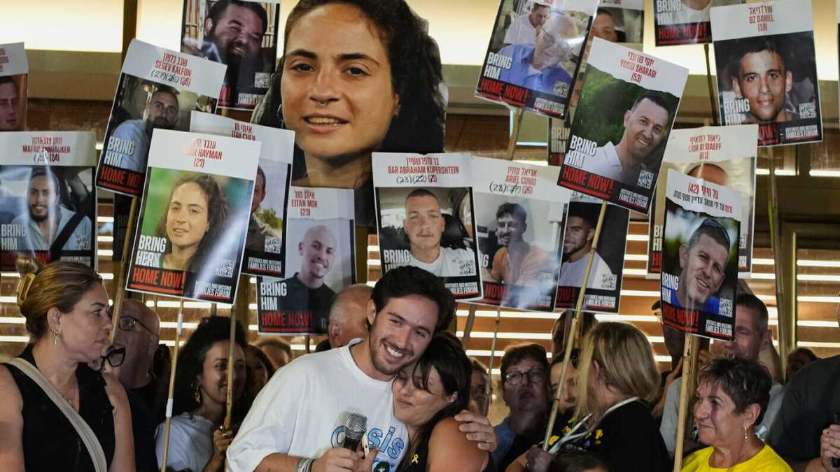 Immagine di Israele si prepara ad accogliere gli ostaggi. I ricatti di Hamas dietro all’invito a Trump
