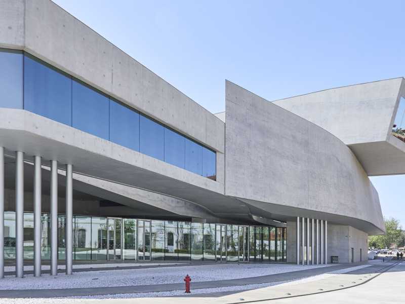 La festa del futuro al Maxxi: algoritmi e follia platonica