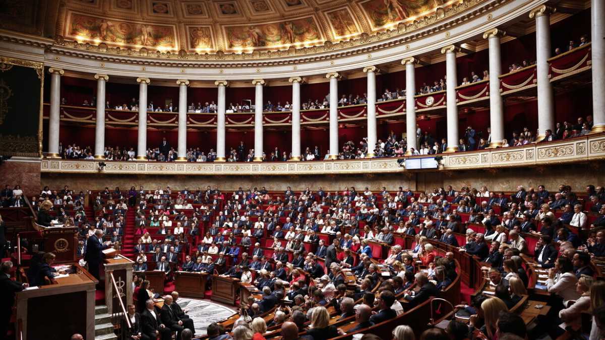 Immagine di Macronismo in crisi, ma anche il gollismo non si sente tanto bene