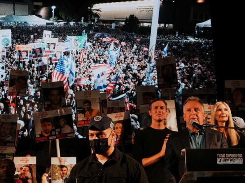 Tel Aviv acclama Witkoff, Kushner e Ivanka: "Thank you President Trump"
