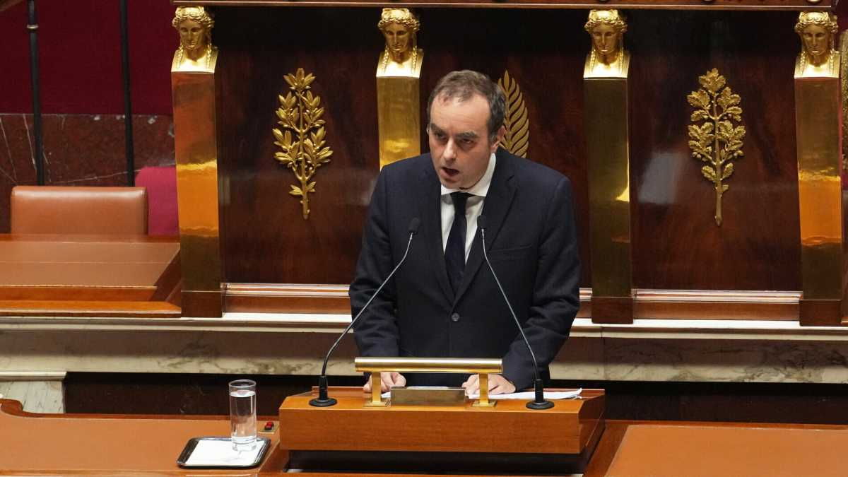 Immagine di Per salvare governo e bilancio, Lecornu sacrifica la riforma delle pensioni