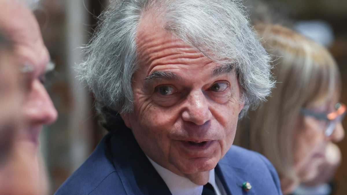 Immagine di Abbattere la tassa burocratica, una raccomandazione del Cnel