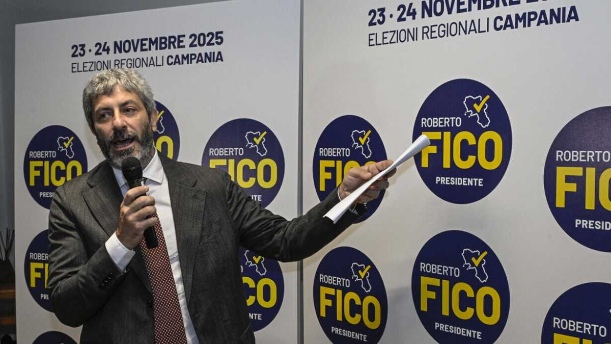 Immagine di Lista Fico. Il candidato del campo largo in Campania presenta i suoi “presentabilissimi”