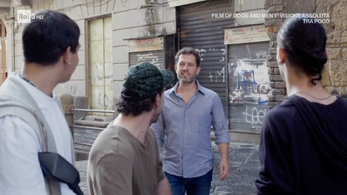 Immagine di Un posto al sole: Eduardo si scontra con i malavitosi