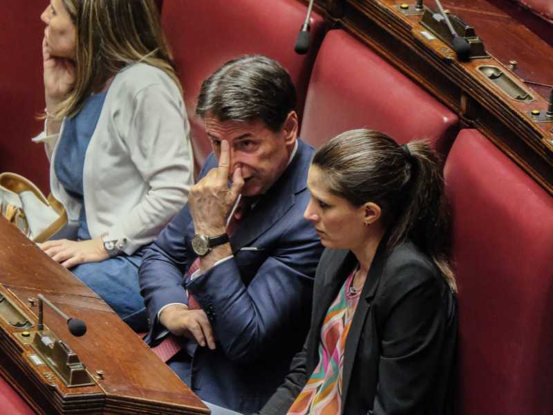 La furia di Conte contro Chiara Appendino: "È stata scorretta". La rosa dei nuovi vice 5s