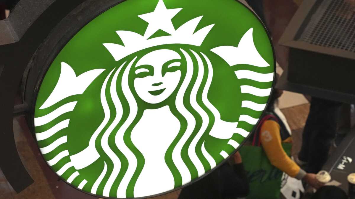 Immagine di Perché Starbucks si ridimensiona in America e trionfa in Italia