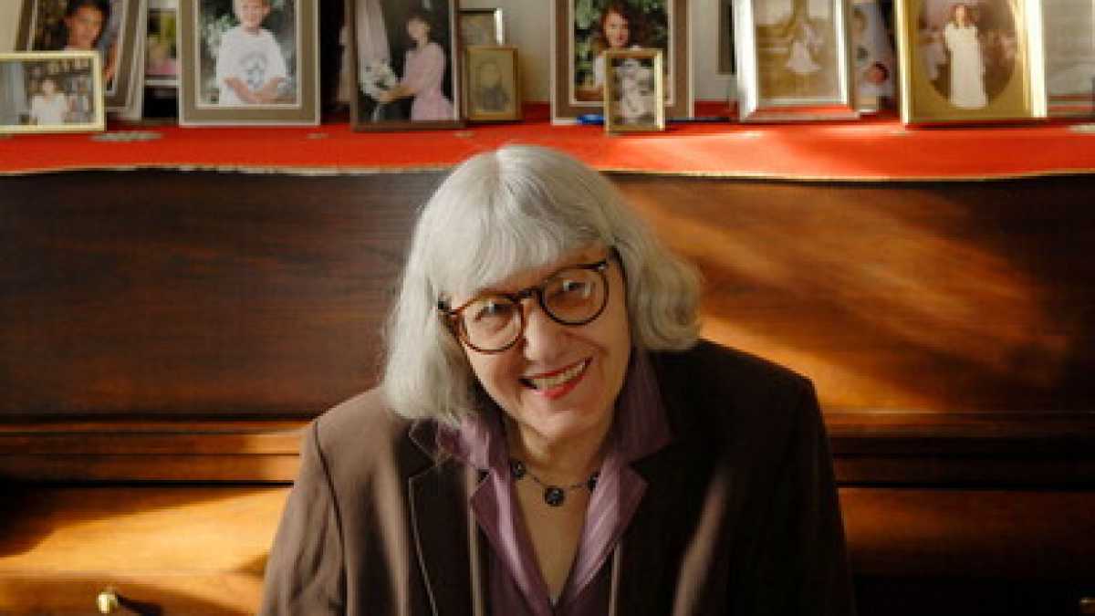 Immagine di La requisitoria di Cynthia Ozick contro chi ha tradito davvero Anne Frank