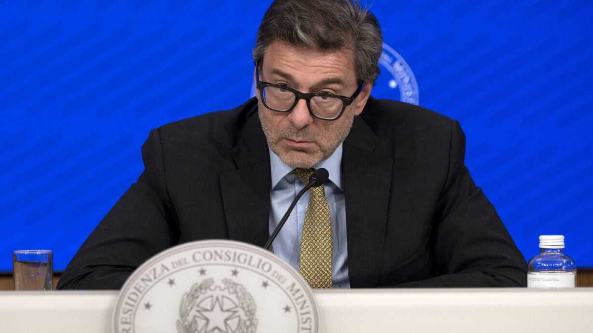 Immagine di Le presunte virtù dell'Italia nella gestione dei conti pubblici. Parla Monacelli (Bocconi)