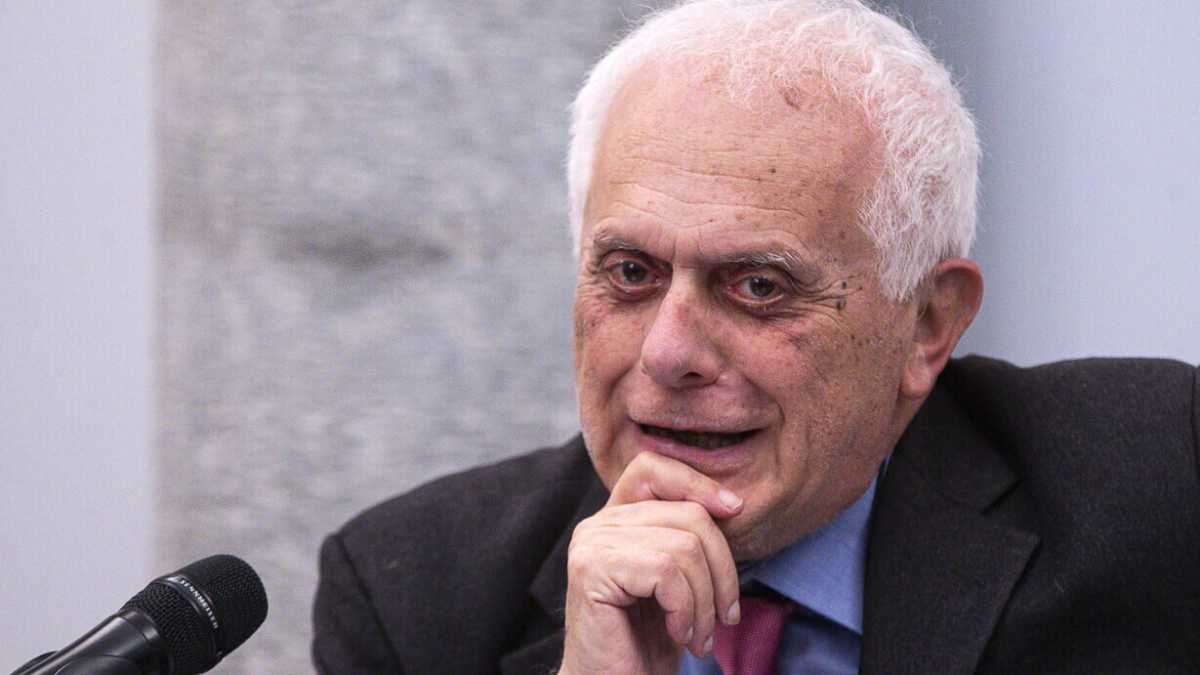 Immagine di L'ex ministro Visco: “Questa manovra è la nemesi della destra. Ora sono loro i tassatori. Ma bene i conti in ordine”