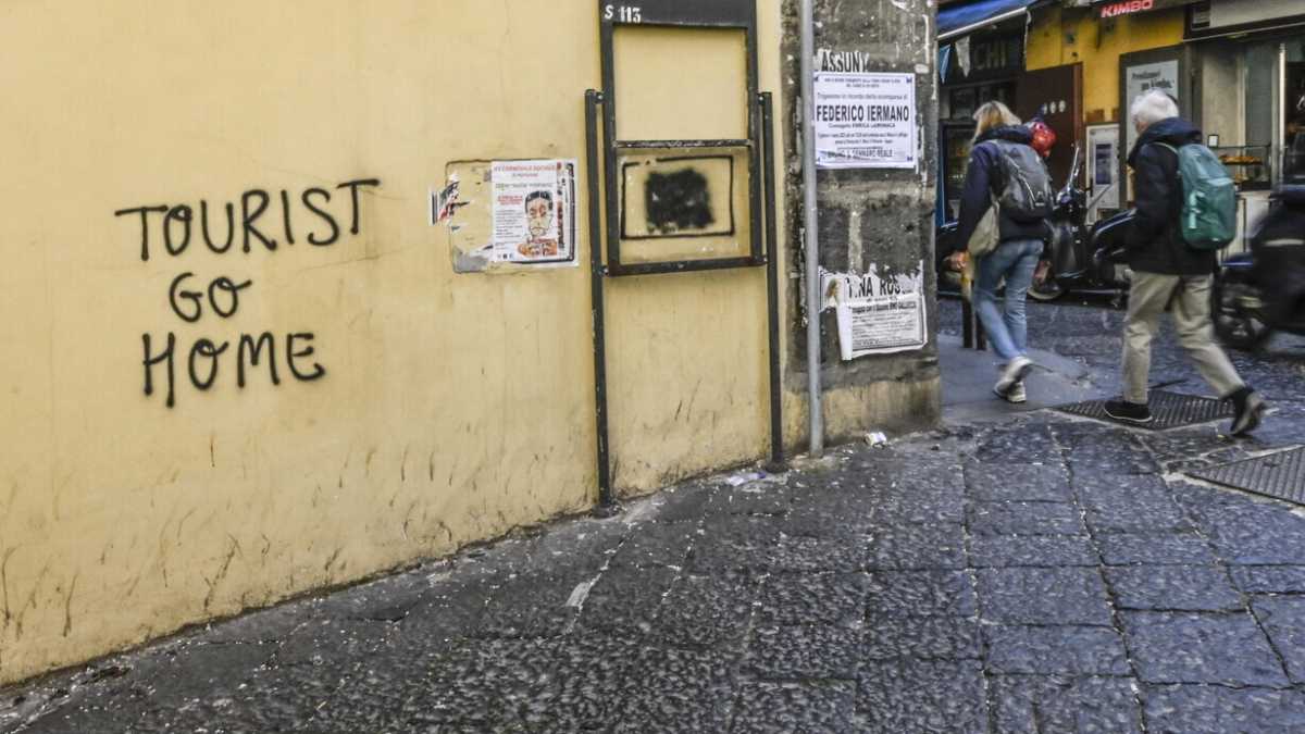 Immagine di Passo indietro del governo (a metà) sugli affitti brevi: la cedolare secca al 21 per cento solo per chi affitta senza intermediari