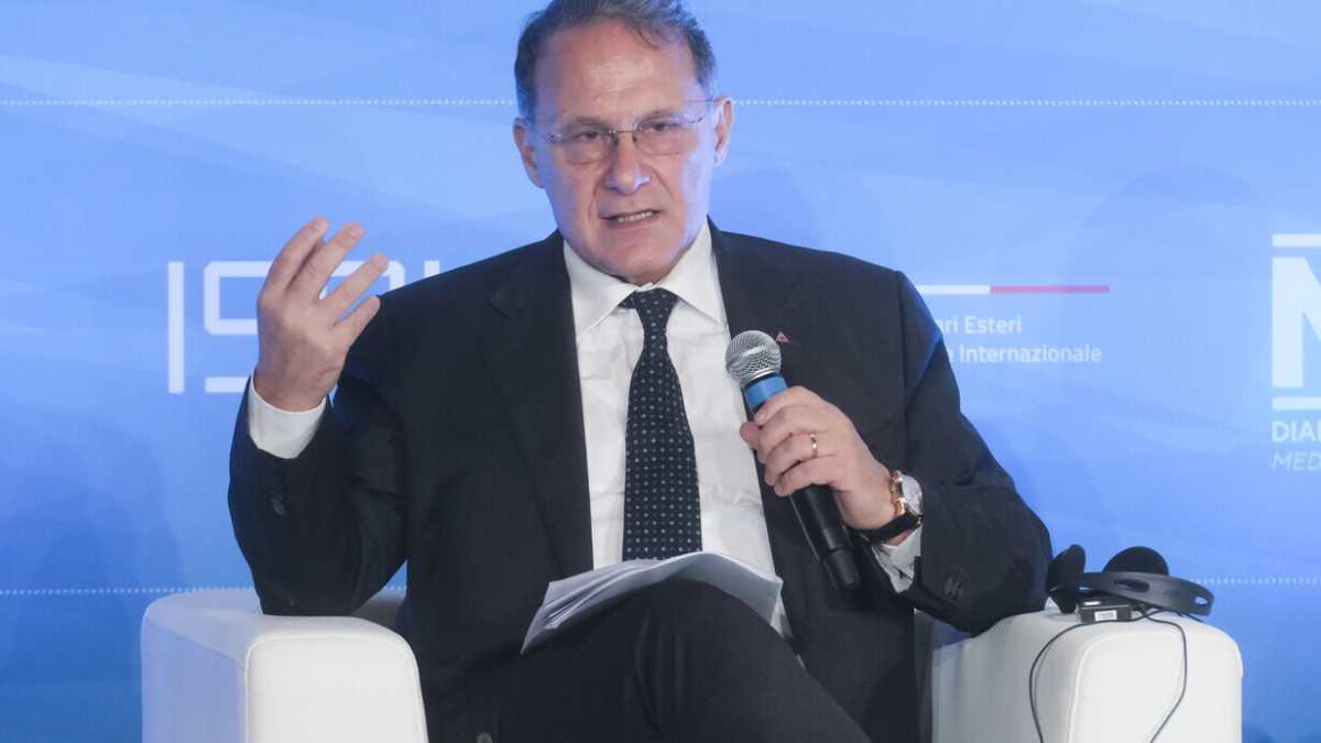 Immagine di Ranieri ci spiega perché ringrazia il cielo di non votare in Campania