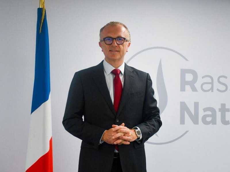 Il nuovo direttore generale del partito sovranista di Le Pen ha molti legami in Russia
