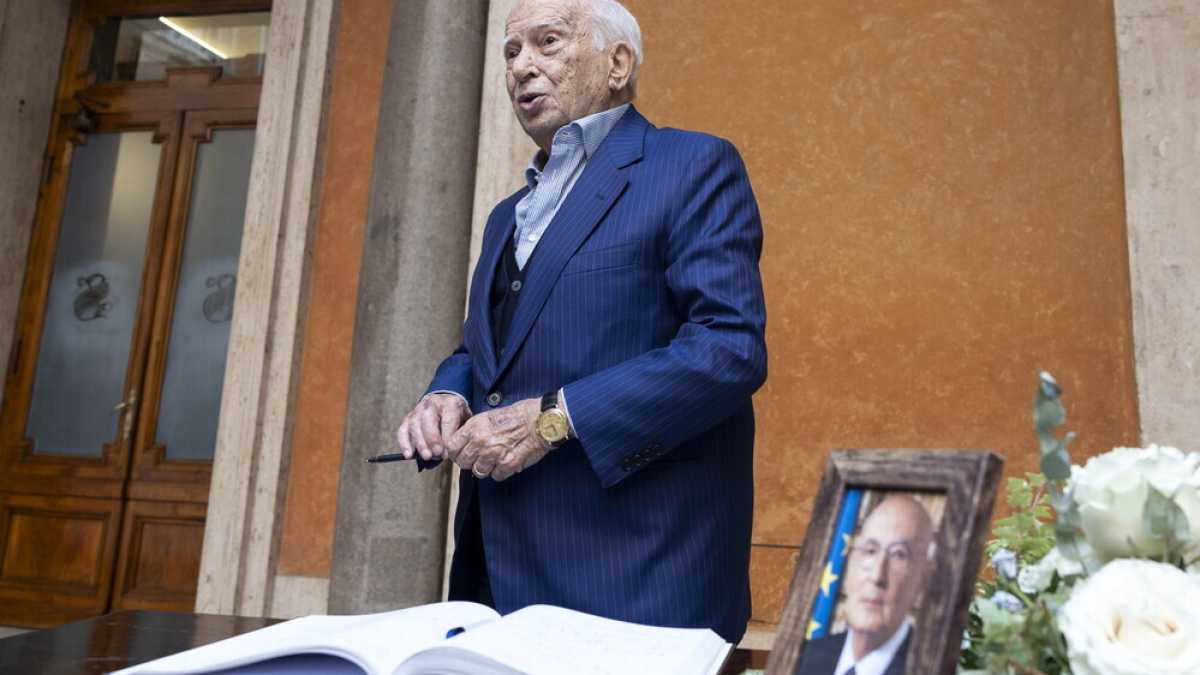 Immagine di Parla Pomicino. L’eterna commedia sulla manovra vista da chi ricorda “l’assalto alla diligenza”
