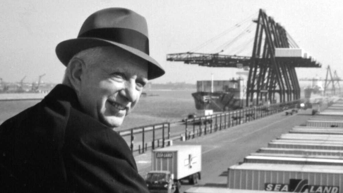 Immagine di McLean, il profeta (inconsapevole) della globalizzazione