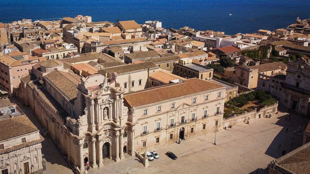 Immagine di Gli studenti di Ortigia senza casa