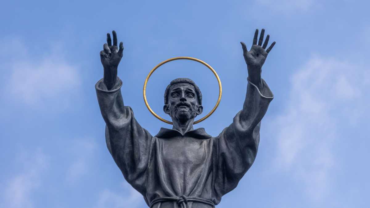 Immagine di Evocato, rinverdito e tirato per il saio, di san Francesco ognuno ha la sua versione. E quello vero scompare