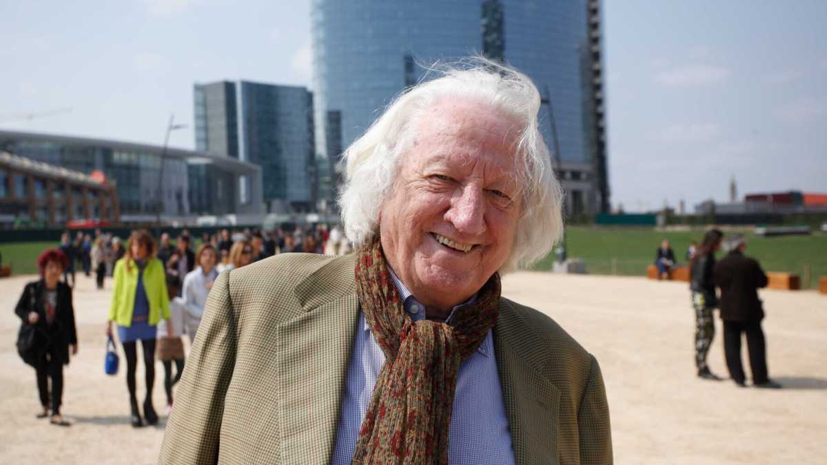 Immagine di Giorgio Forattini fu commedia dell’arte, l’Italietta politica nel trionfo del suo provincialismo