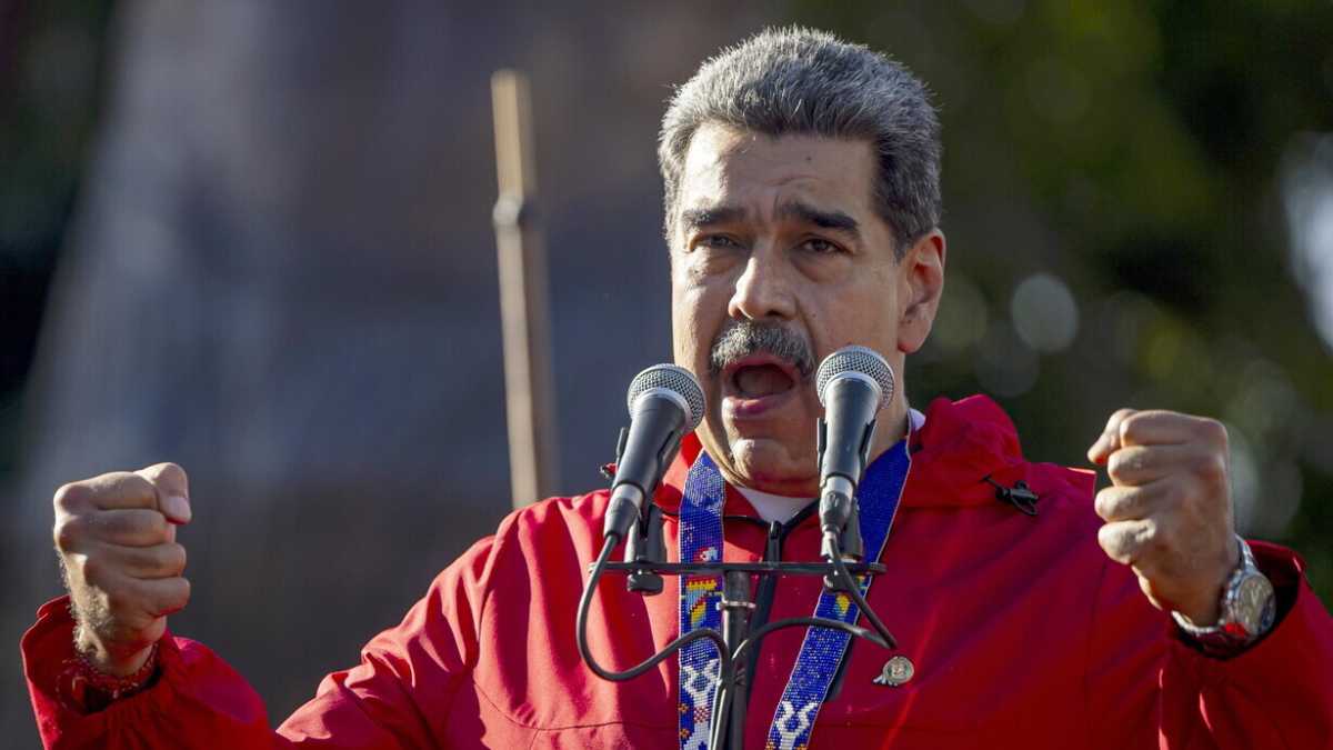 Immagine di Alle minacce di Trump, Maduro risponde con la repressione interna