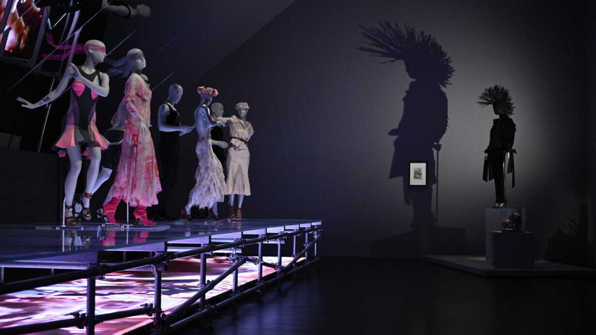 Immagine di Perché De Meo farà quello che nessuno osa fare (tagliare i rami secchi, nel caso McQueen)