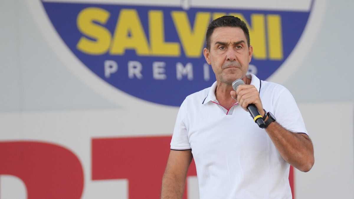 Immagine di "Profondamente delusi". La bersagliera Bardelli molla Vannacci (e guarda a Marco Rizzo)